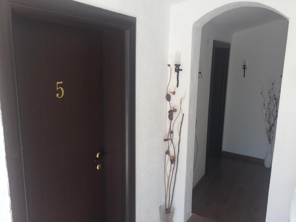 Apartment Old Town พอดโกริกา ภายนอก รูปภาพ
